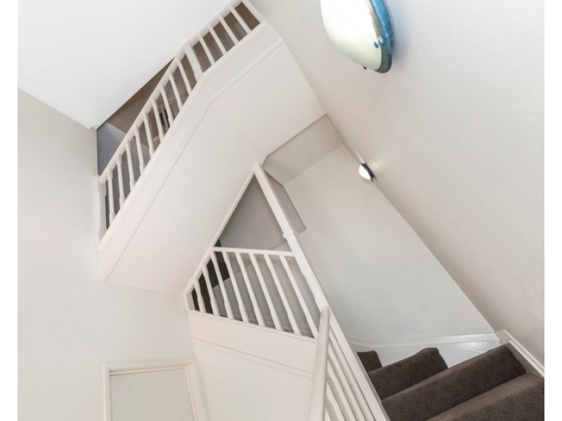 3/177 Macquarie Street, St Lucia QLD 4067