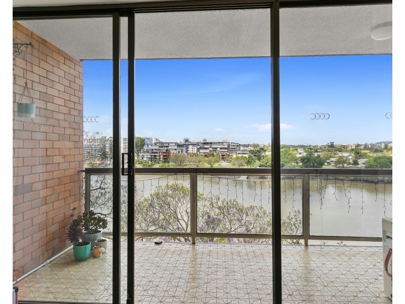 11/26 Archer Street, Toowong QLD 4066
