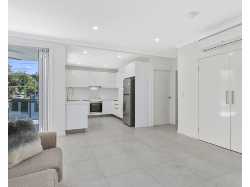 3/50 Depper Street, St Lucia QLD 4067