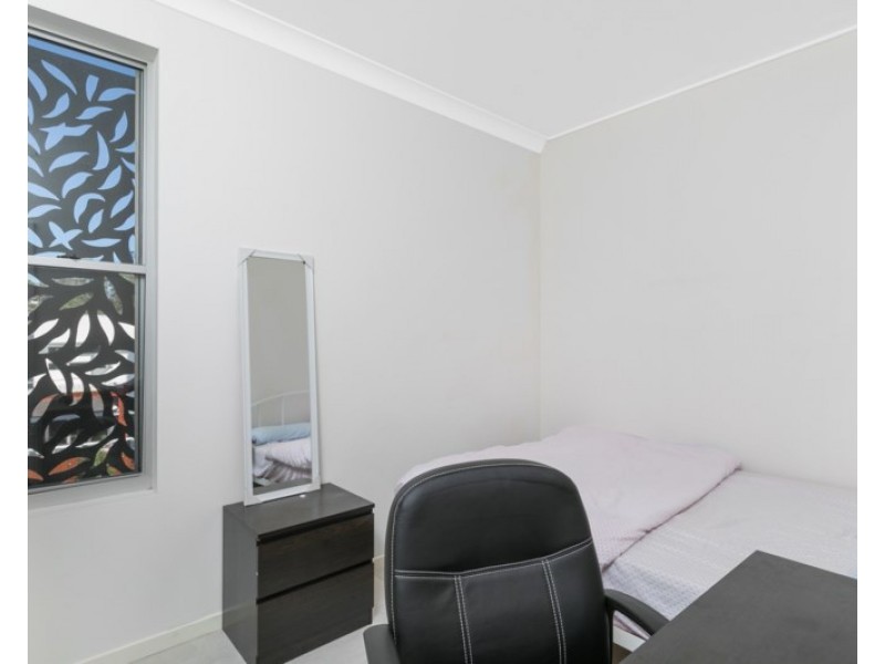 3/50 Depper Street, St Lucia QLD 4067