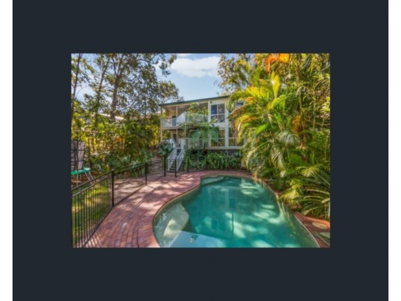 111 Ninth Avenue, St Lucia QLD 4067