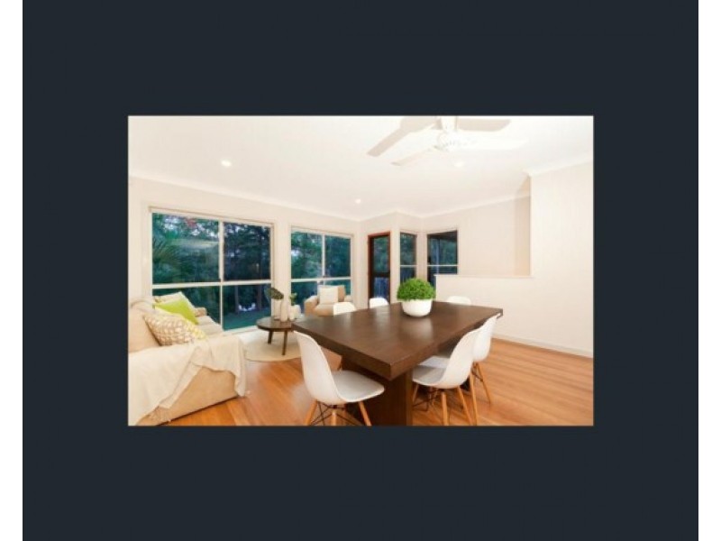 111 Ninth Avenue, St Lucia QLD 4067