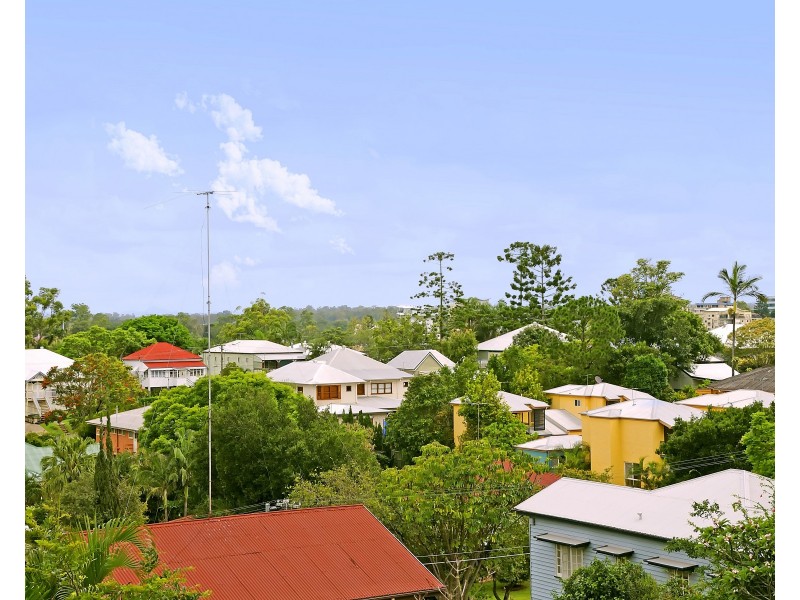 2/87 Swann Road, Taringa QLD 4068