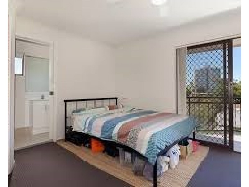 8/20 Durham Street, St Lucia QLD 4067