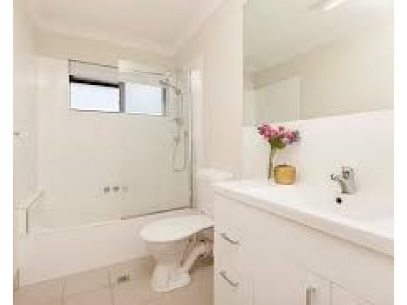 8/20 Durham Street, St Lucia QLD 4067