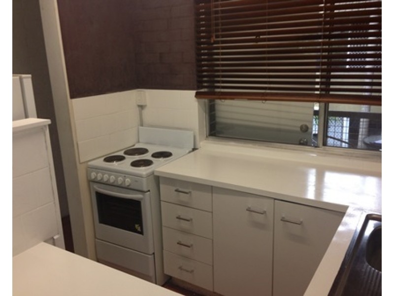 5/124 Sir Fred Schonell Drive, St Lucia QLD 4067