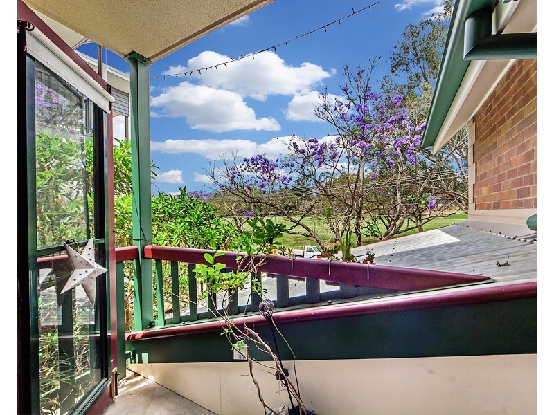 4/119 Munro Street, St Lucia QLD 4067