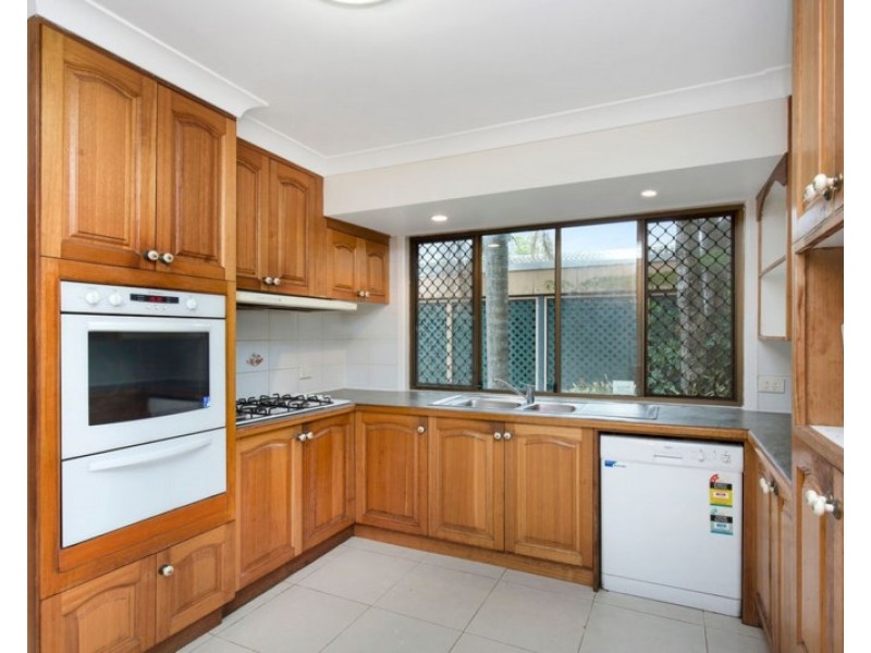 89 Almeida Street, Indooroopilly QLD 4068