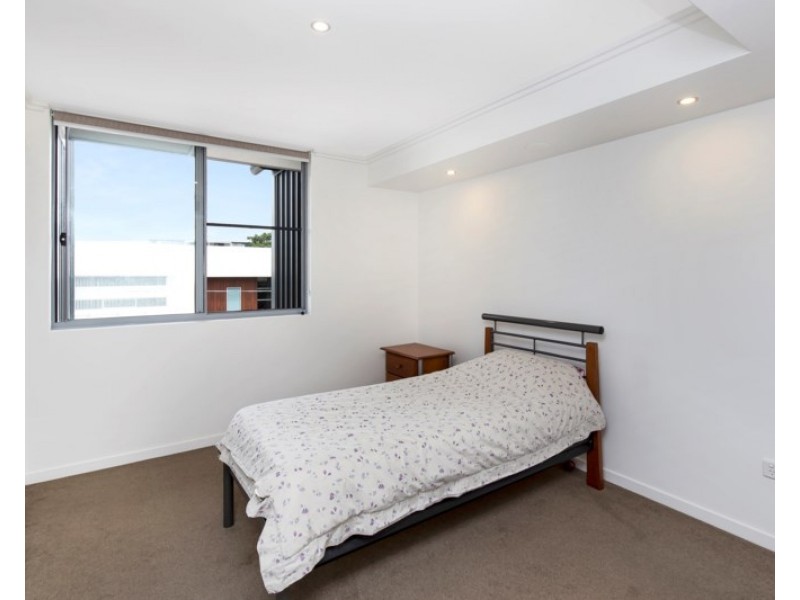 9/39 Depper Street, St Lucia QLD 4067