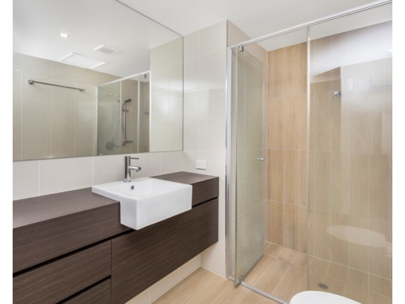 9/39 Depper Street, St Lucia QLD 4067