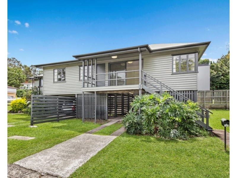 2/131 Munro Street, St Lucia QLD 4067