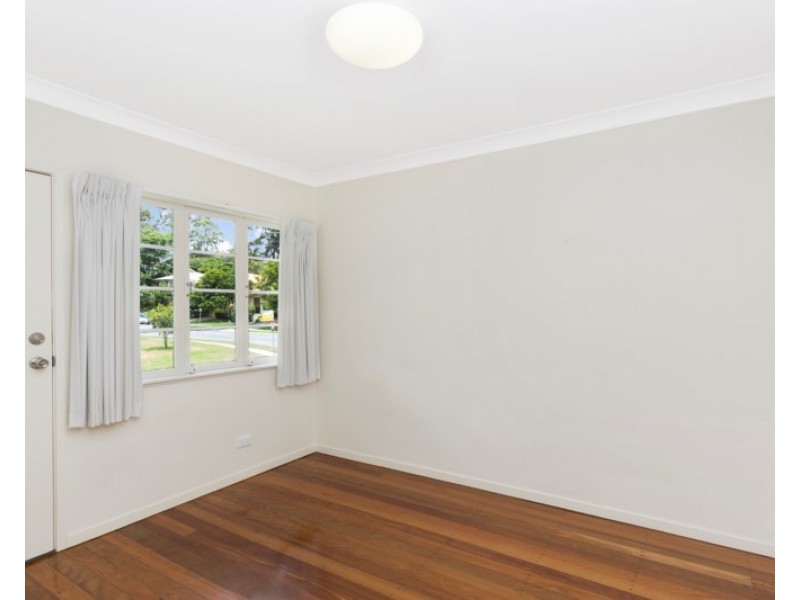 2/131 Munro Street, St Lucia QLD 4067