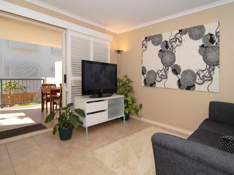 3/9 Railway Avenue, Indooroopilly QLD 4068