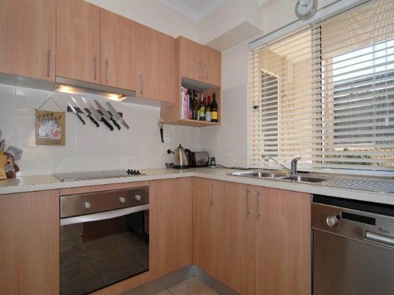 3/9 Railway Avenue, Indooroopilly QLD 4068