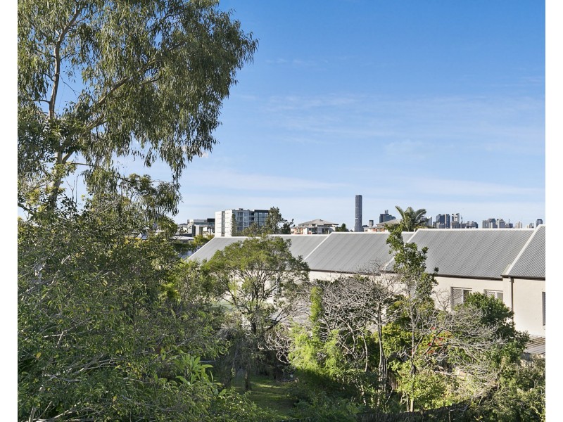 26/36 Lissner Street, Toowong QLD 4066