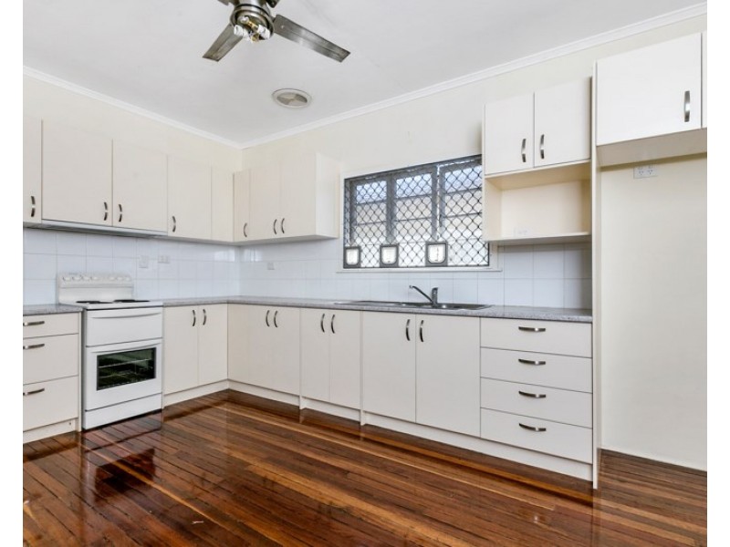 19 Witton Street, Indooroopilly QLD 4068