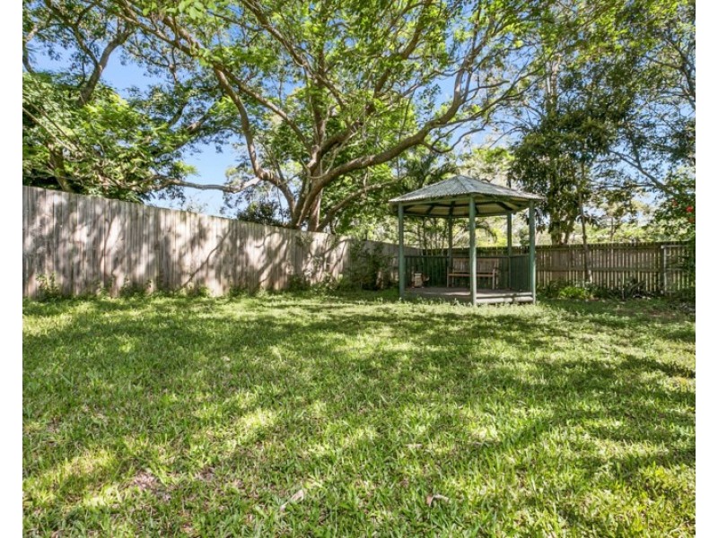 19 Witton Street, Indooroopilly QLD 4068