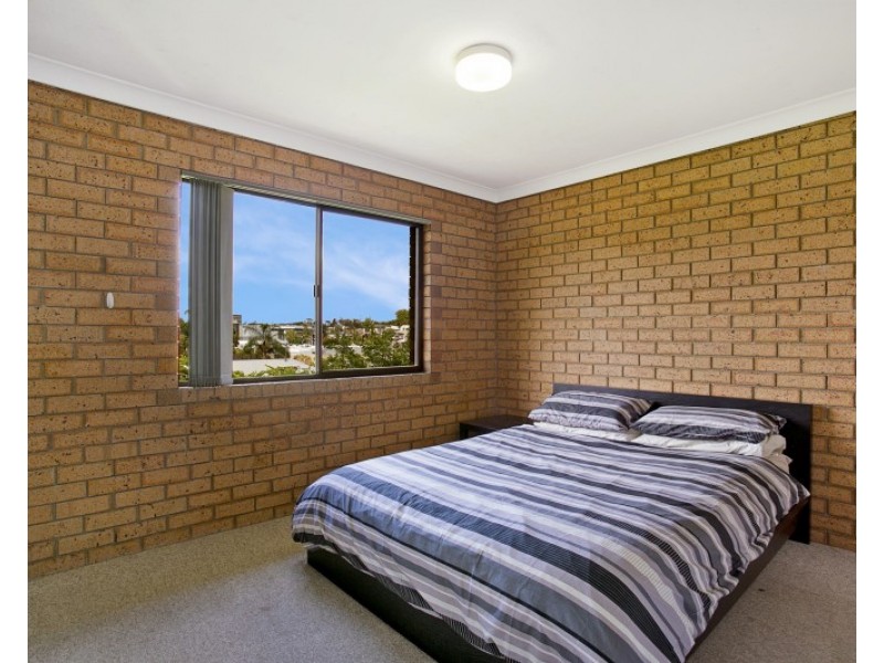 8/11 York Street, Indooroopilly QLD 4068