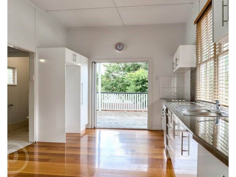 19 Torwood Street, Auchenflower QLD 4066