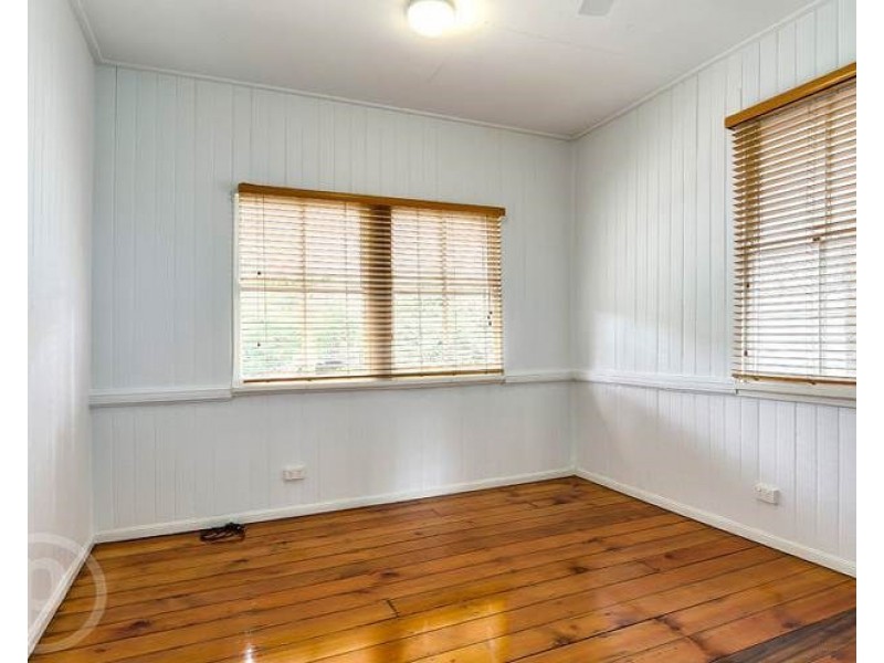 19 Torwood Street, Auchenflower QLD 4066