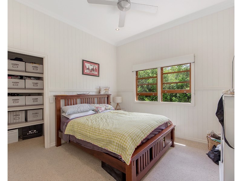 17 Knowles Street, Auchenflower QLD 4066