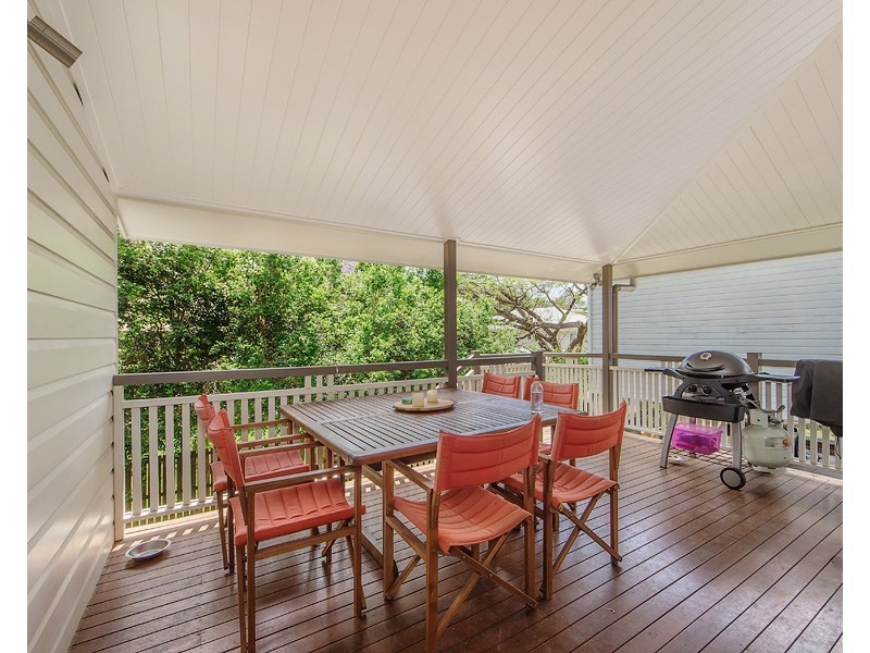 17 Knowles Street, Auchenflower QLD 4066