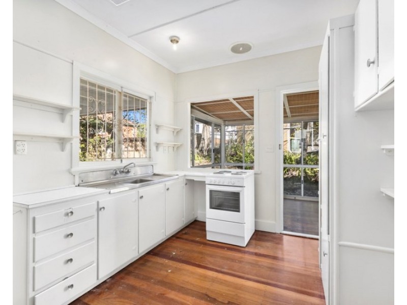 319 Carmody Road, St Lucia QLD 4067