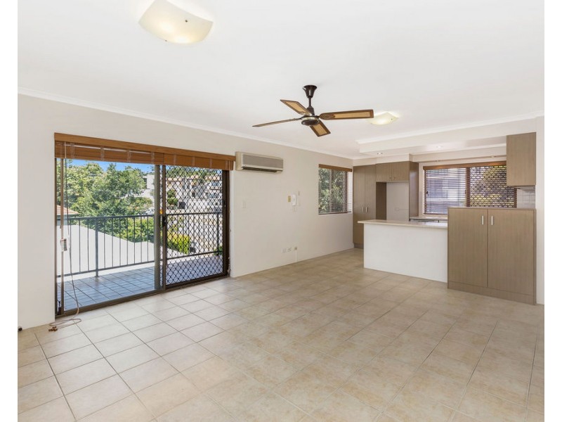 4/60 Depper Street, St Lucia QLD 4067