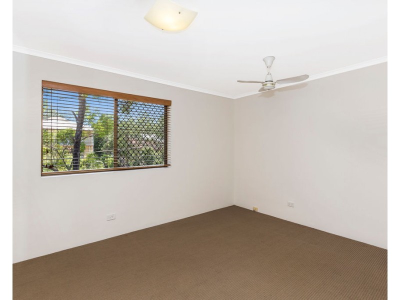 4/60 Depper Street, St Lucia QLD 4067