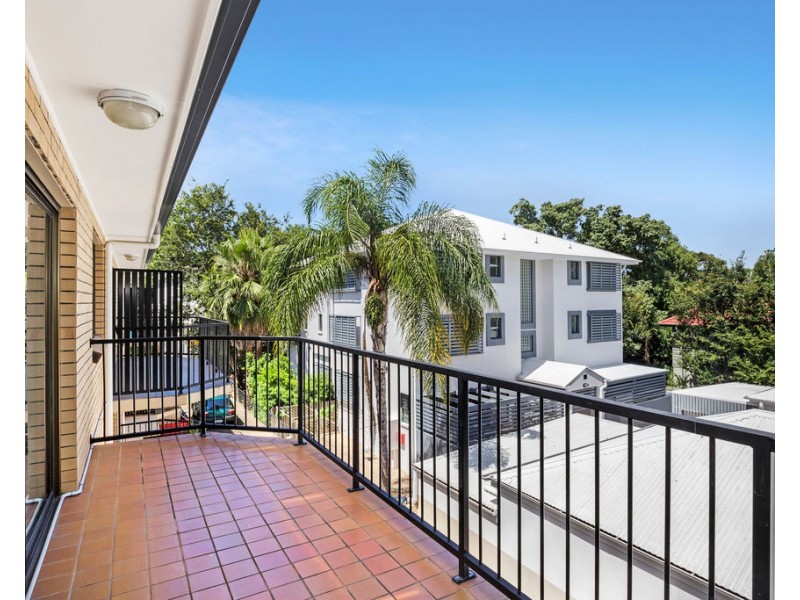 4/60 Depper Street, St Lucia QLD 4067