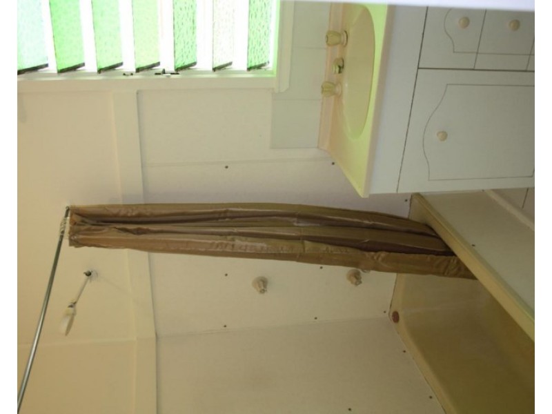 27 Saunders Street, Indooroopilly QLD 4068