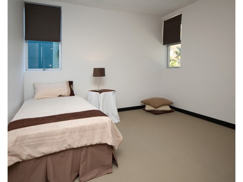 1/26 Brisbane Street, Toowong QLD 4066