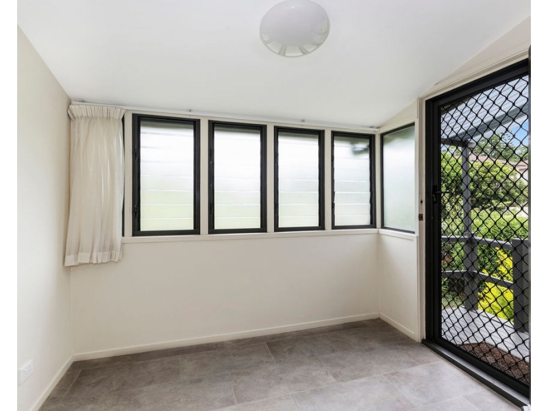 1/131 Munro Street, St Lucia QLD 4067