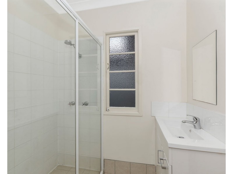 1/131 Munro Street, St Lucia QLD 4067