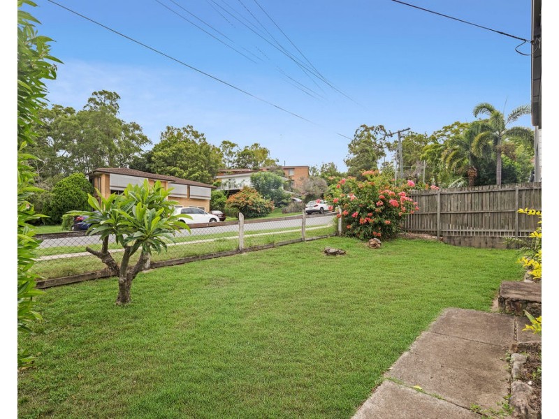 1/131 Munro Street, St Lucia QLD 4067
