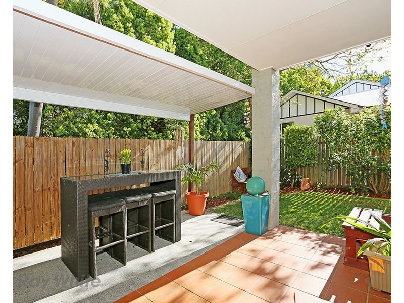 7 Vera Street, Toowong QLD 4066