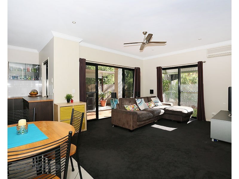 7 Vera Street, Toowong QLD 4066