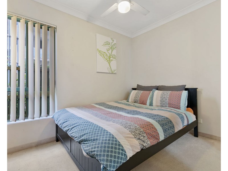 2/27 Brasted Street, Taringa QLD 4068