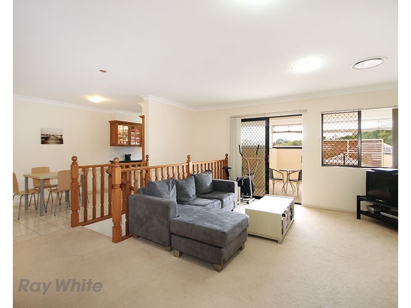 2/35 Depper Street, St Lucia QLD 4067