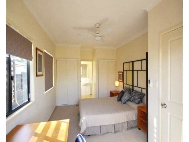 4/39 Brisbane Street, Toowong QLD 4066