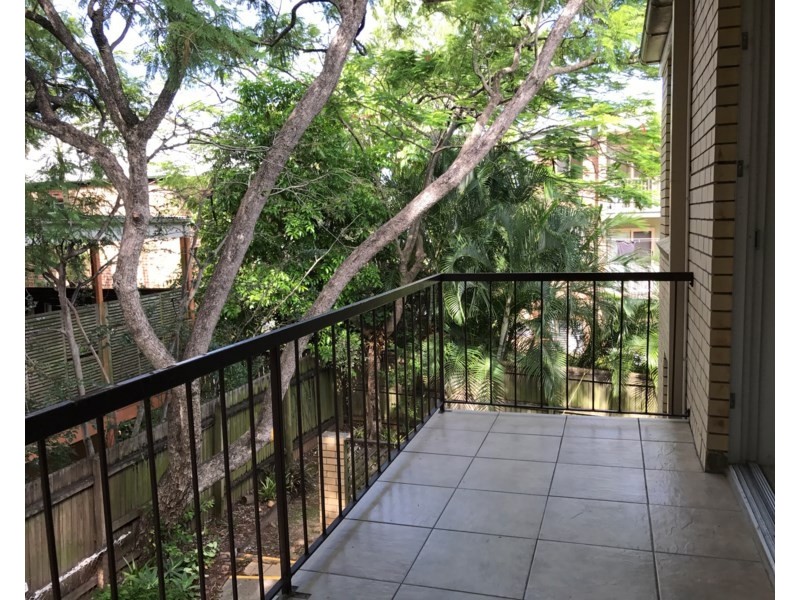 6/6 Pioneer, Toowong QLD 4066