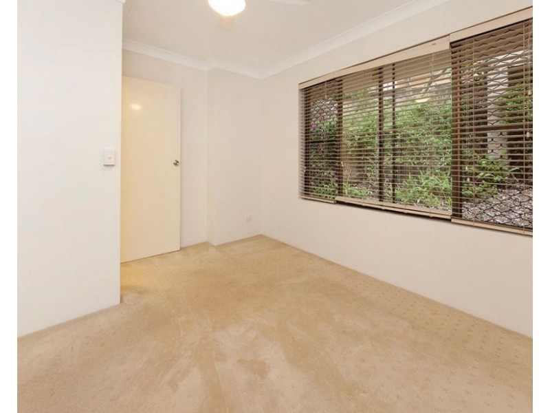 1/31 Bishop Street, St Lucia QLD 4067