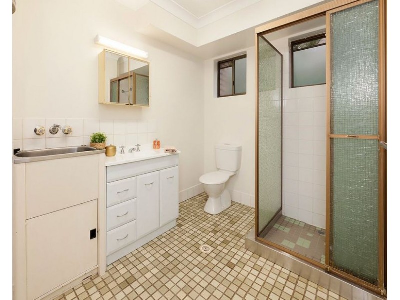 1/31 Bishop Street, St Lucia QLD 4067