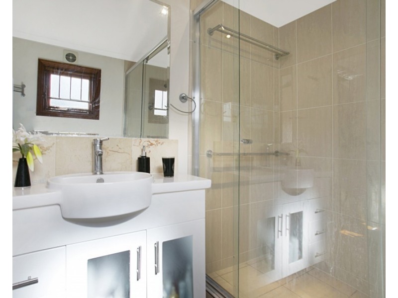 3/10 Jones Street, Auchenflower QLD 4066