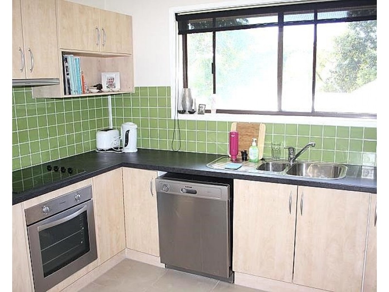 4/10 Lucinda Street, Taringa QLD 4068