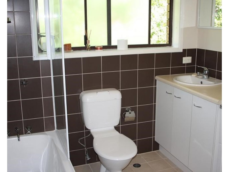 4/10 Lucinda Street, Taringa QLD 4068