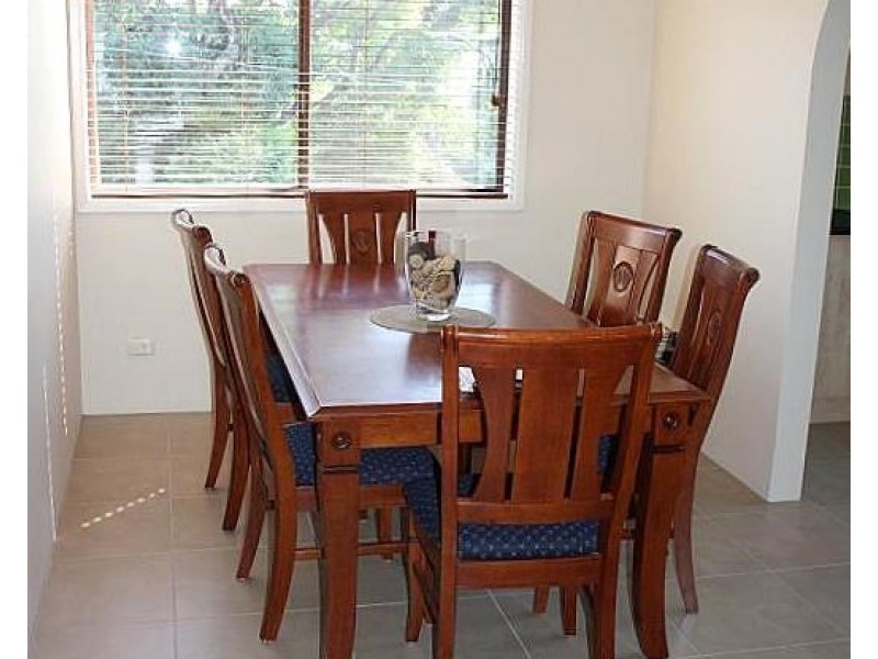 4/10 Lucinda Street, Taringa QLD 4068