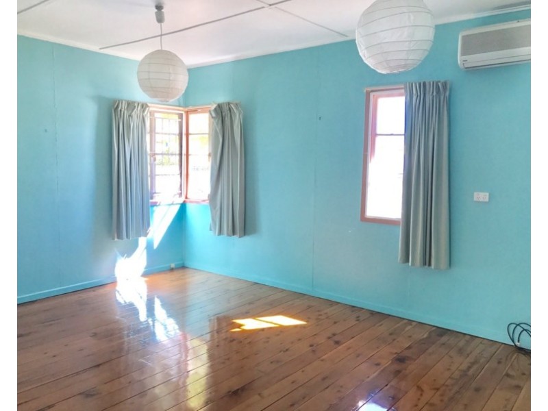 30 Brasted Street, Taringa QLD 4068