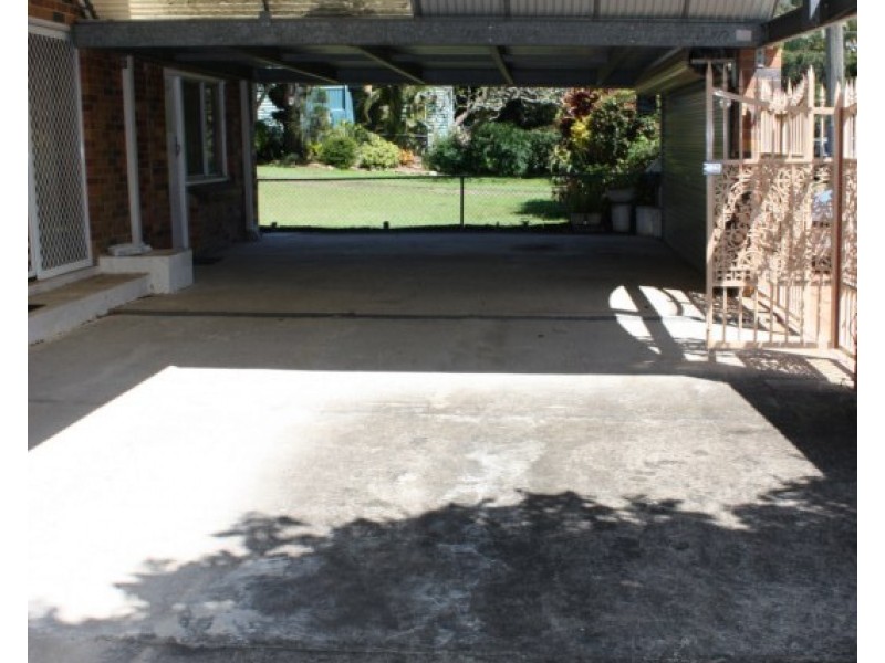 1 McCaul Street, Taringa QLD 4068