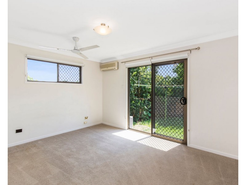 3 Shadowood Street, Kenmore Hills QLD 4069